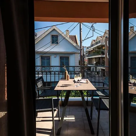 Napier Maisonette شقة *