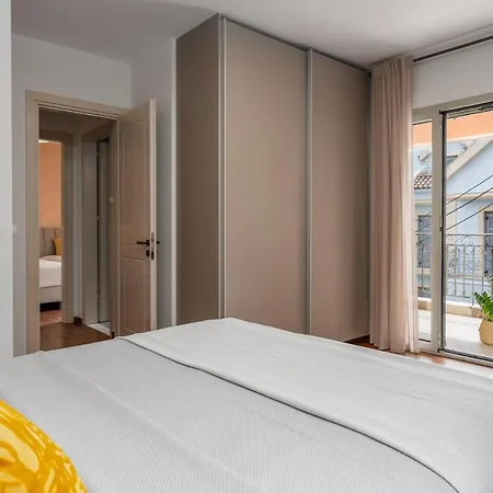 Διαμέρισμα Napier Maisonette *