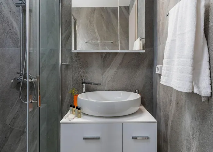 Napier Maisonette *